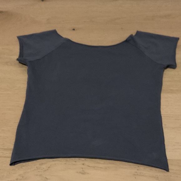 Brandy Melville Navy off the shoulder top - Picture 2 of 3
